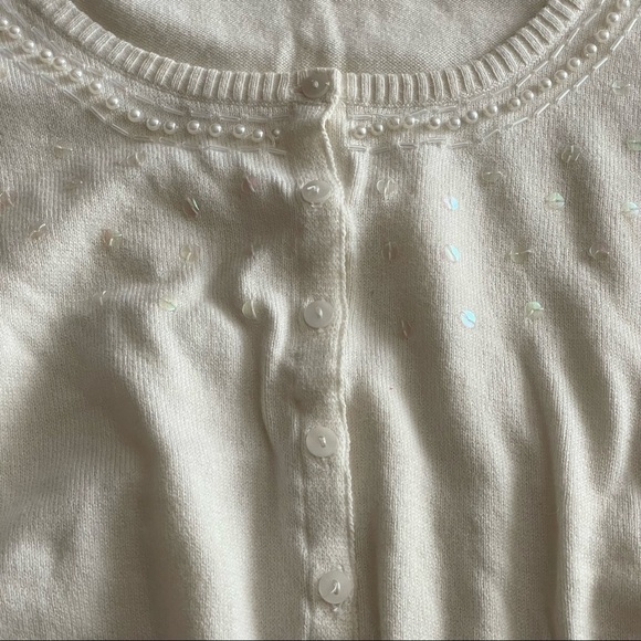 ✅HOST Pick✅ Maurices Button Up Sweater, Medium - Picture 8 of 11